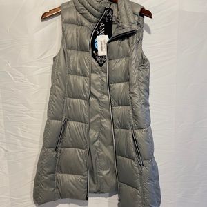 NWT Gray long puffer vest🥰